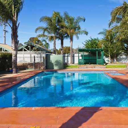 Sandhurst Motel Carrum Downs エクステリア 写真