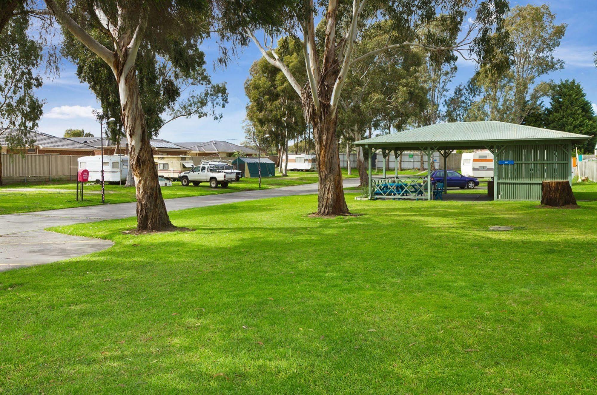 Sandhurst Motel Carrum Downs エクステリア 写真