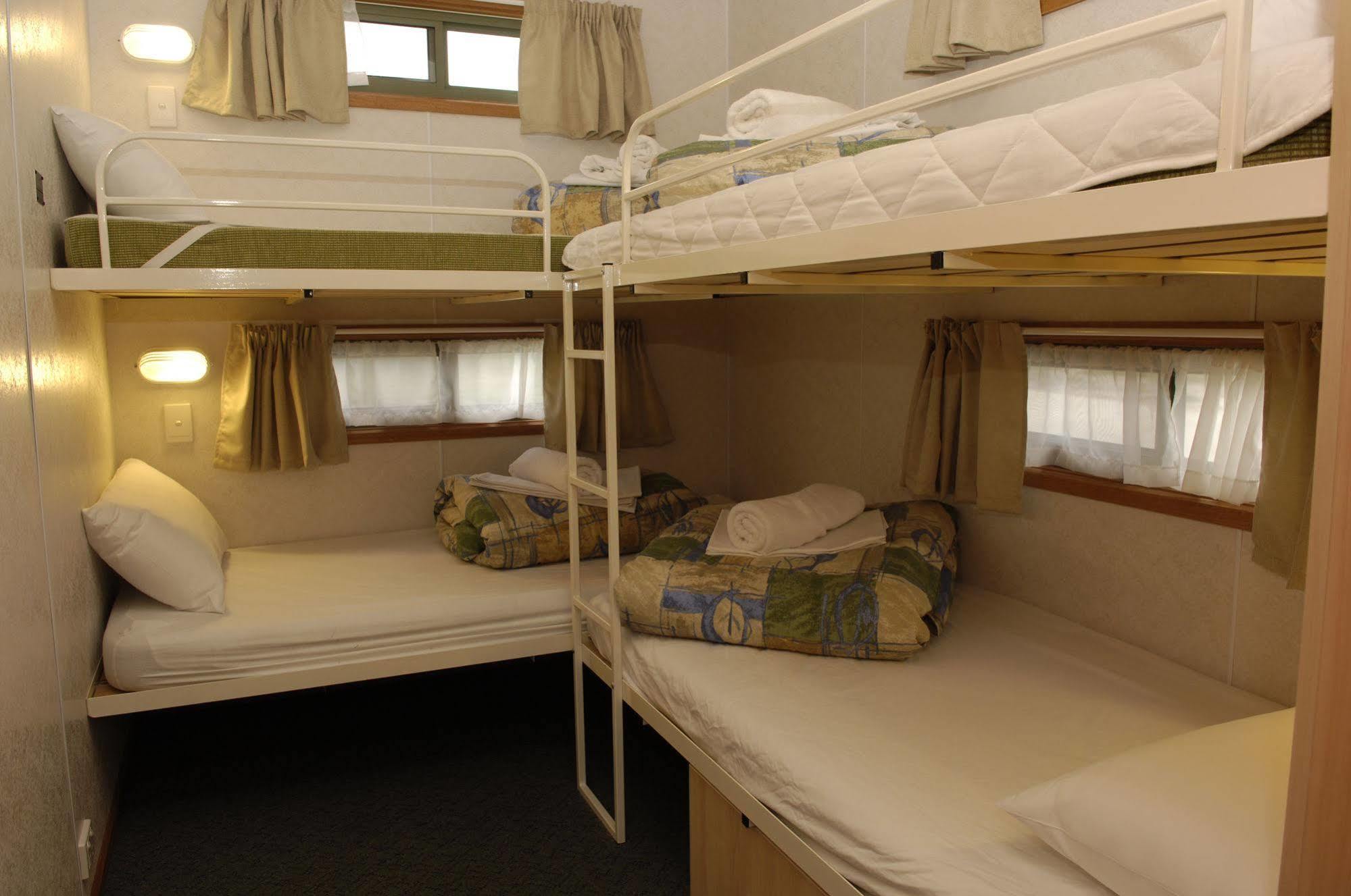 Sandhurst Motel Carrum Downs エクステリア 写真